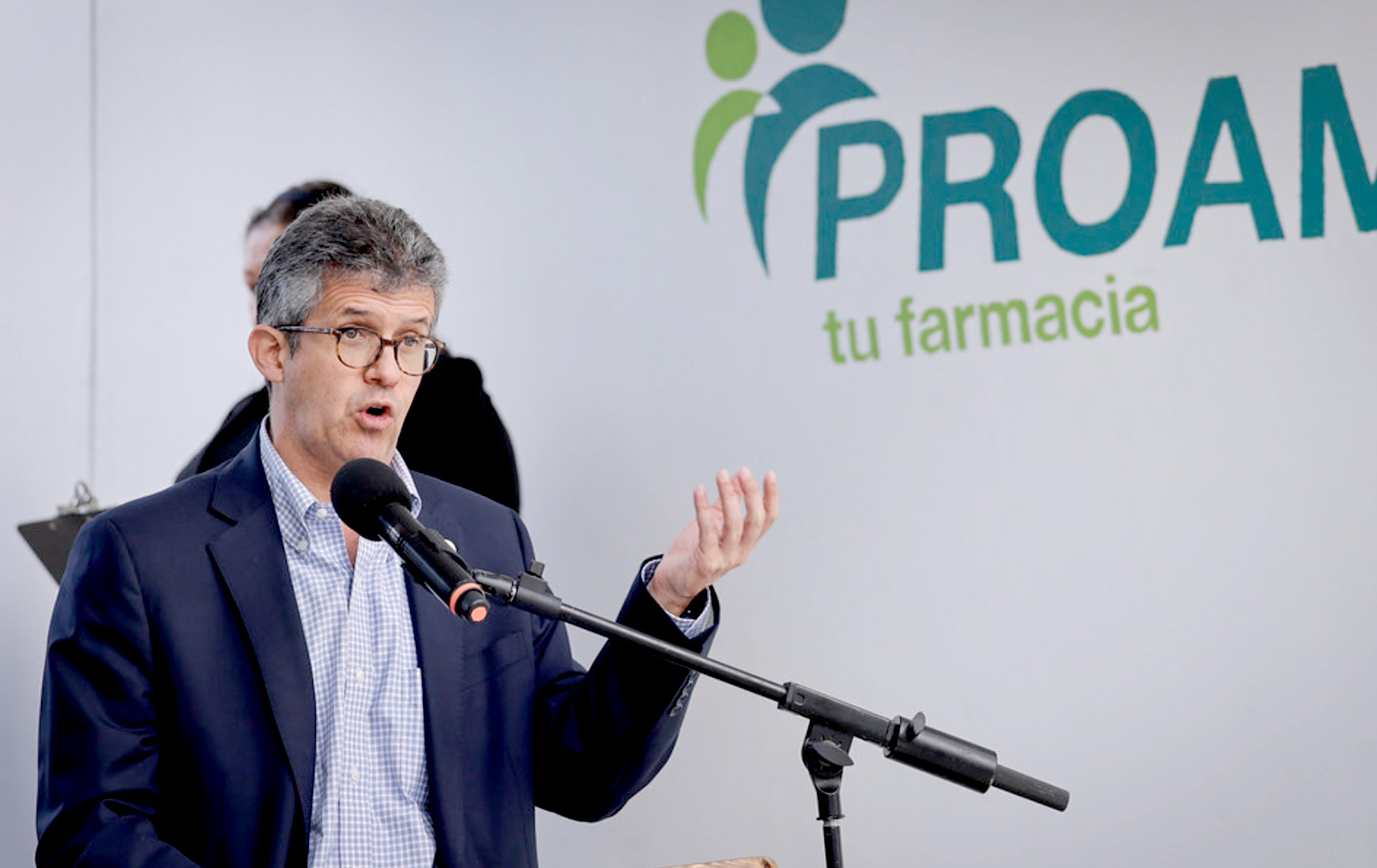 Presidente Bernardo Arévalo inaugura nueva farmacia Proam en Villa Nueva para proveer medicamentos a precios accesibles